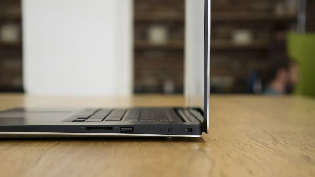 Dell XPS 15 9570